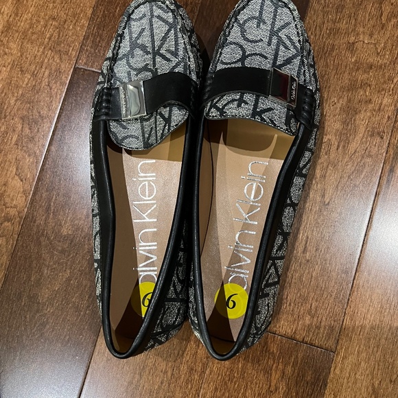 Calvin Klein loafers - Picture 1 of 3